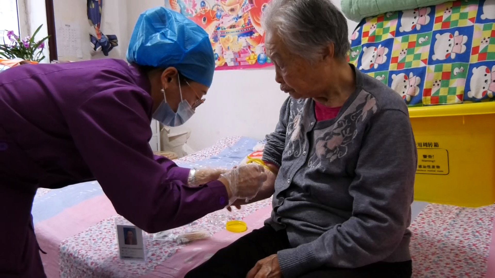 【办实事】优化“上门”服务   解决百姓难题