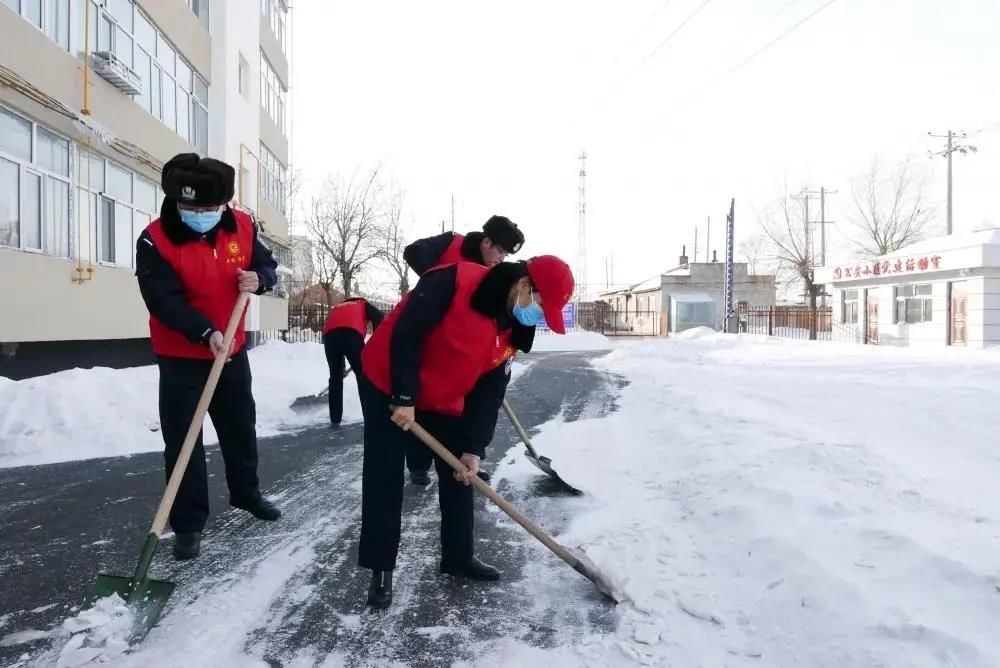 【文明城创建】汤原县开展“文明创城 志愿先行”志愿服务周活动