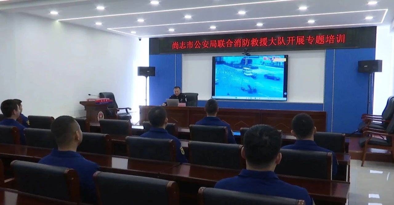 共筑交通安全防线——市公安局开展交通安全知识专题培训活动