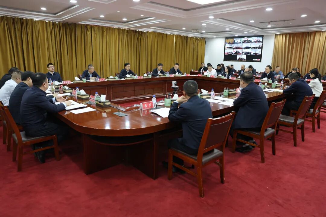 张超主持召开市委常委会会议