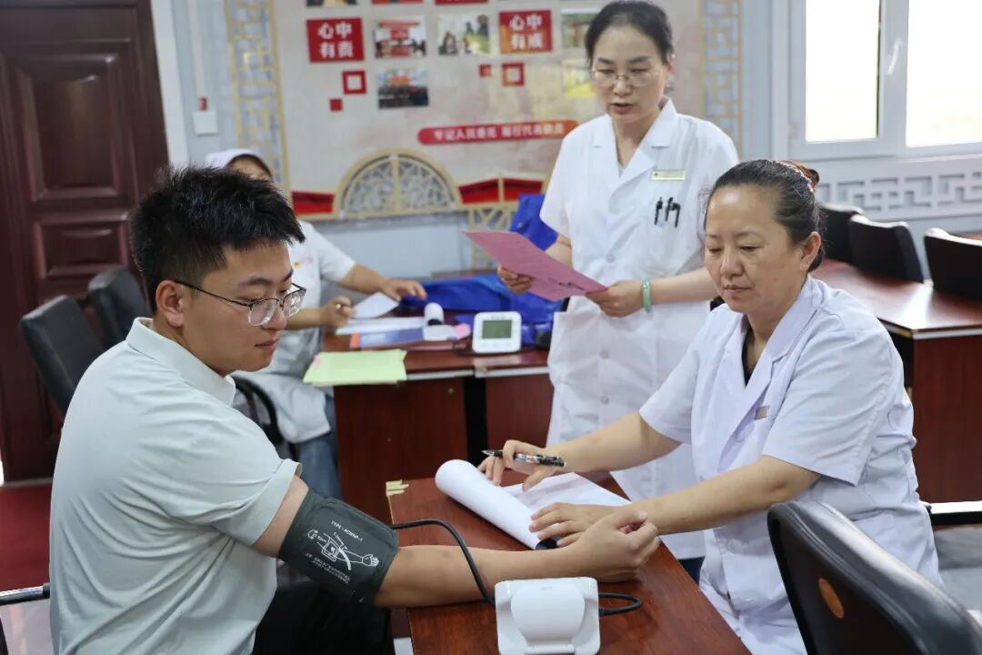 牢记嘱托 感恩奋进|漠河市兴安镇开展职工健康科普宣传活动