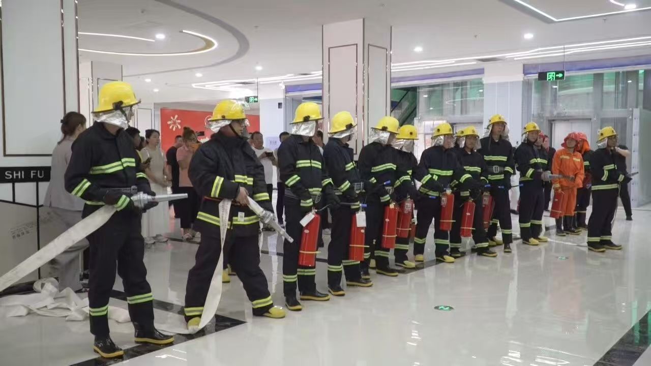 实训强技能 联动筑防线——安达市消防救援大队开展微型消防站实操培训暨联动演练