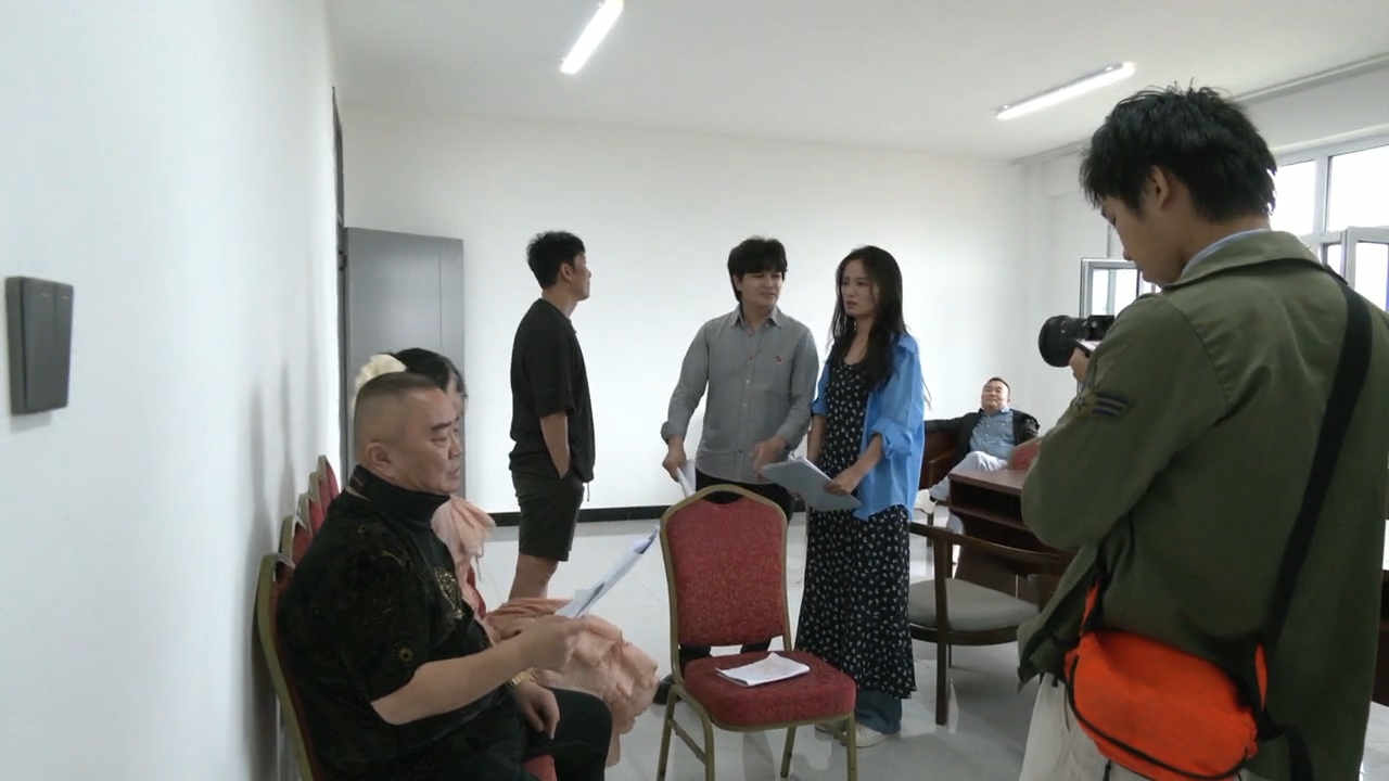 电影《一生一次的婚礼》在我市圆满杀青